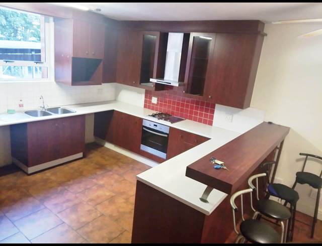2 BEDROOM APARTMENT RENTED IN ST GEORGES PARK